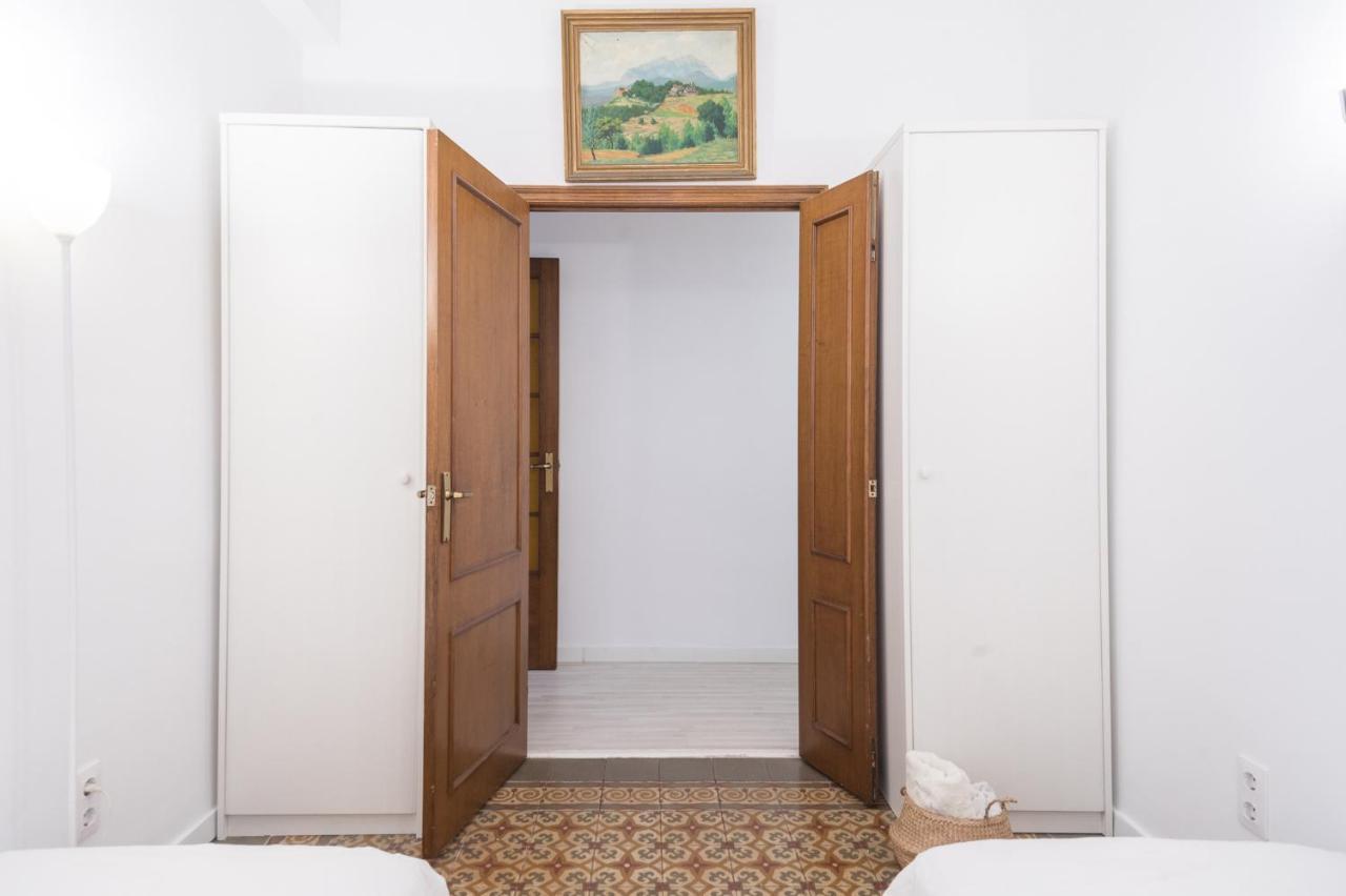 Spacious 3 Bed Apt In The Heart Of Sant Antoni Барселона Екстер'єр фото