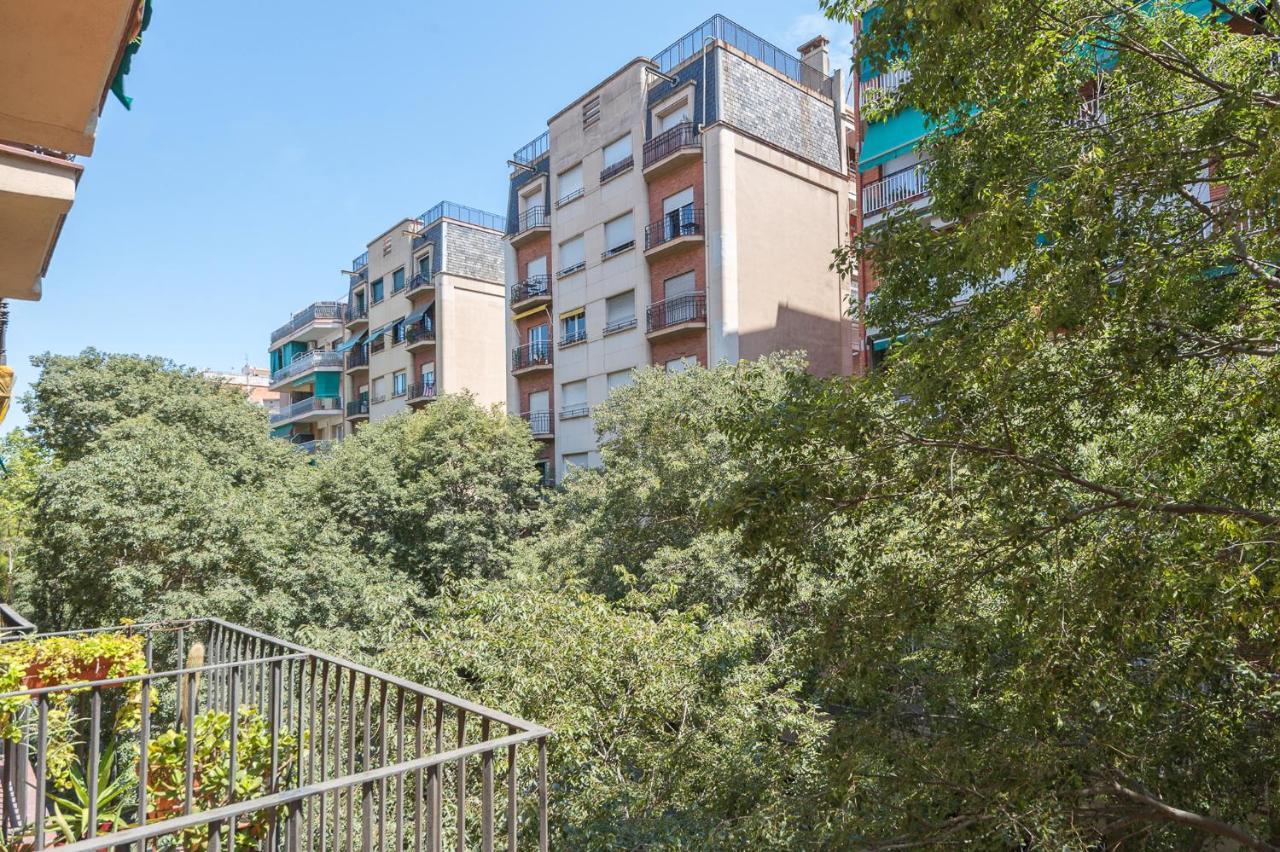 Spacious 3 Bed Apt In The Heart Of Sant Antoni Барселона Екстер'єр фото