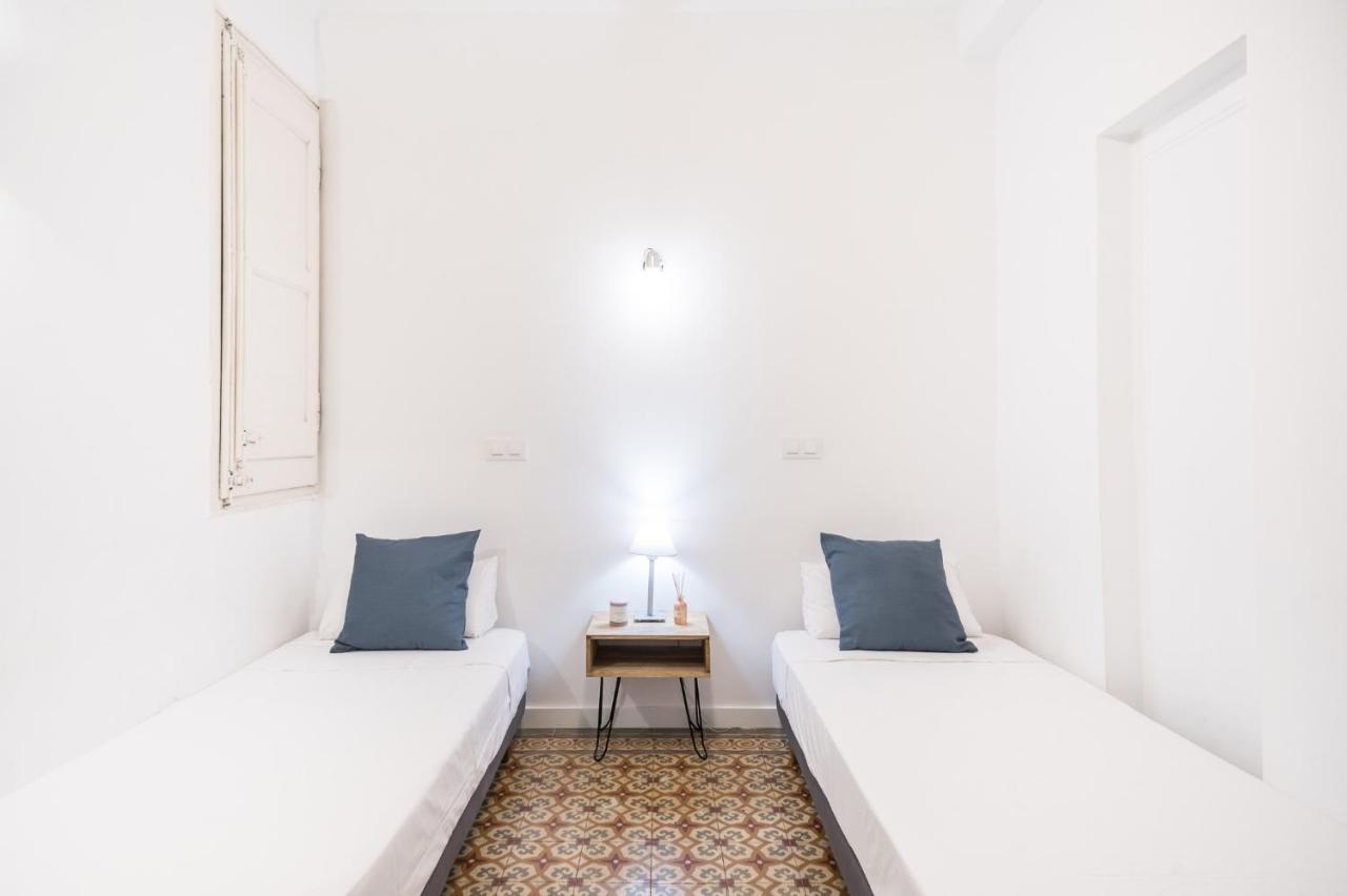 Spacious 3 Bed Apt In The Heart Of Sant Antoni Барселона Екстер'єр фото