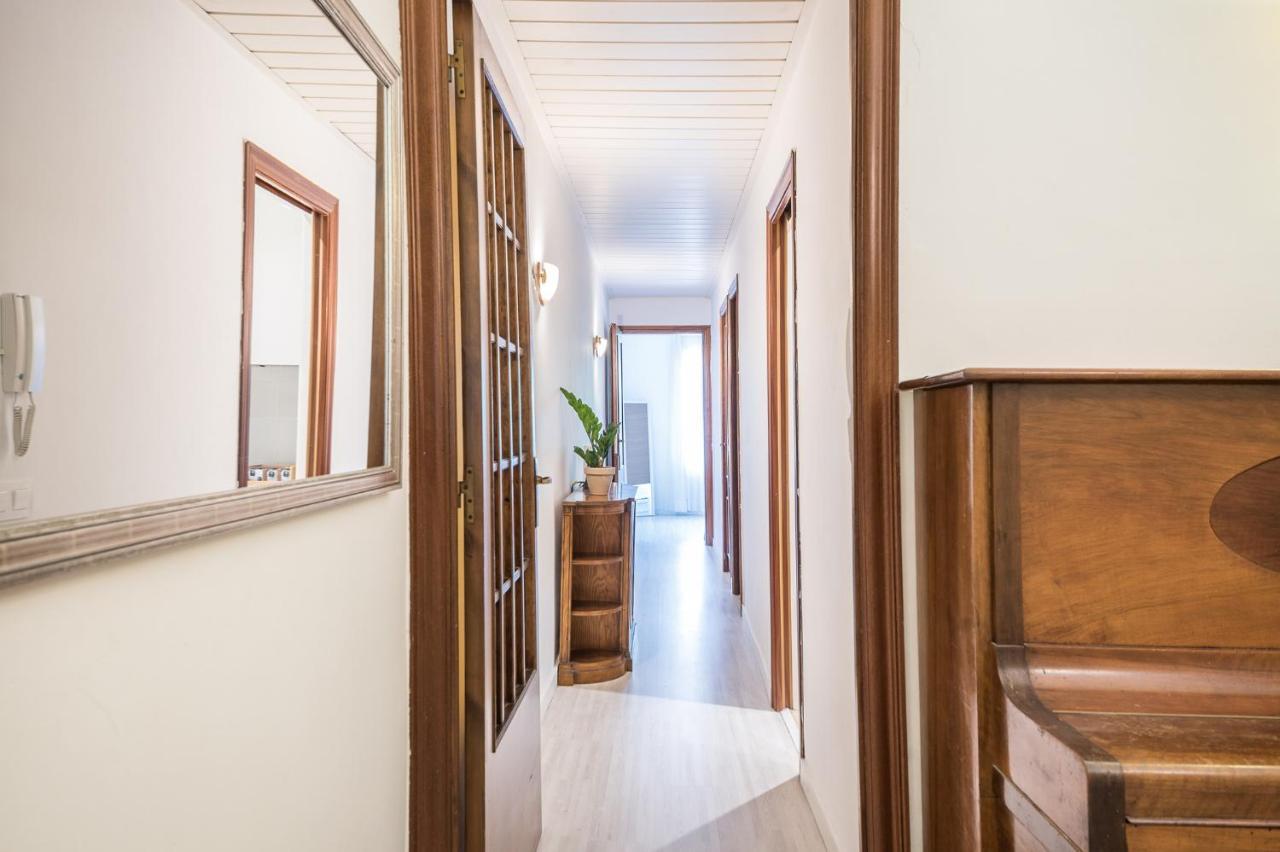 Spacious 3 Bed Apt In The Heart Of Sant Antoni Барселона Екстер'єр фото